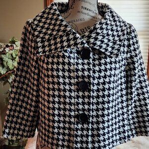 NWOT AGB Black and White Herringbone Cropped Swing Jacket Shawl Collar 4 Petite